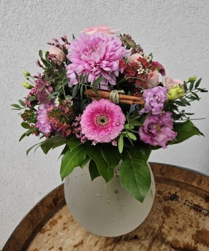 Bouquet de fleurs tons roses