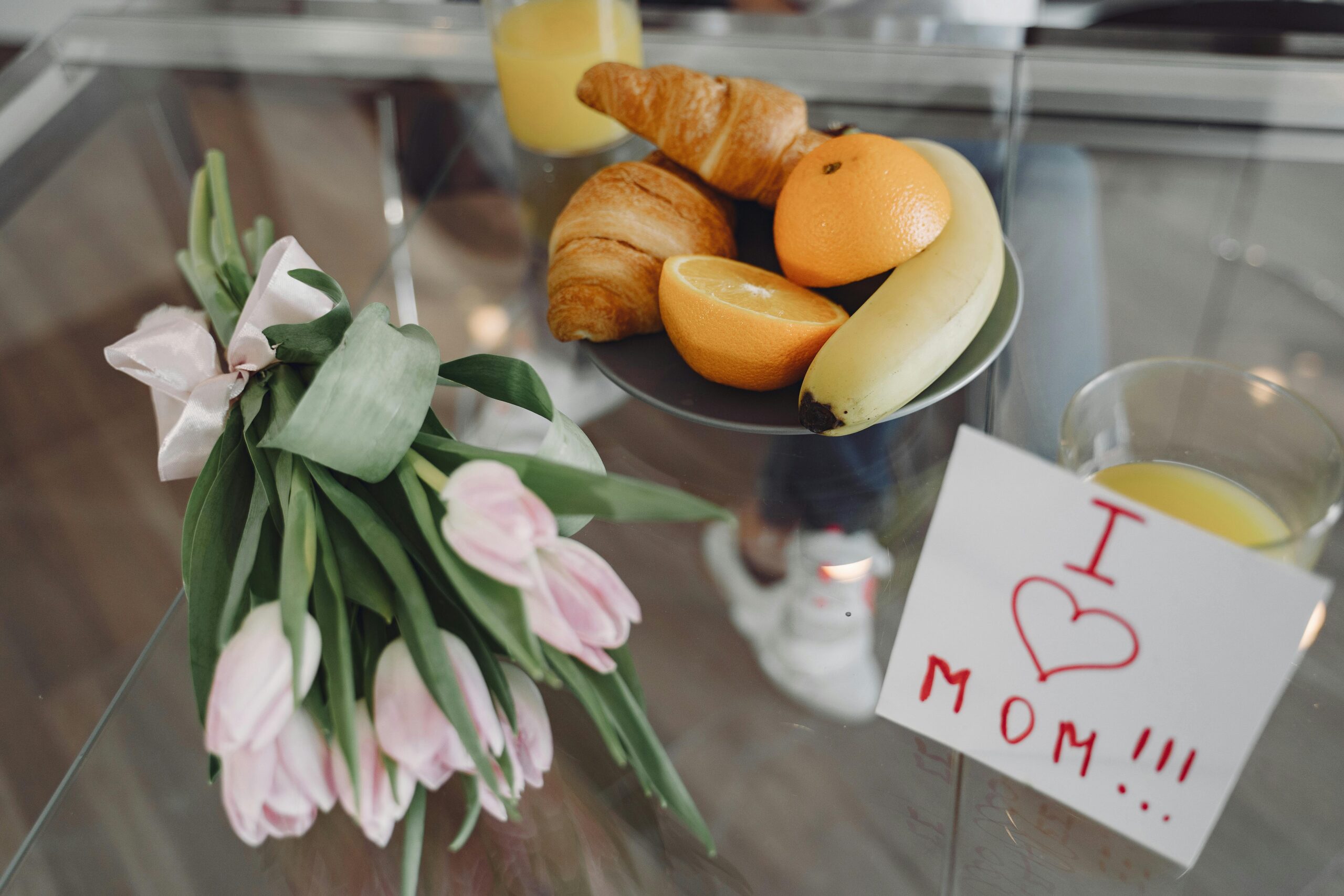 fleur tulipe rose croissant fruits fête des mères